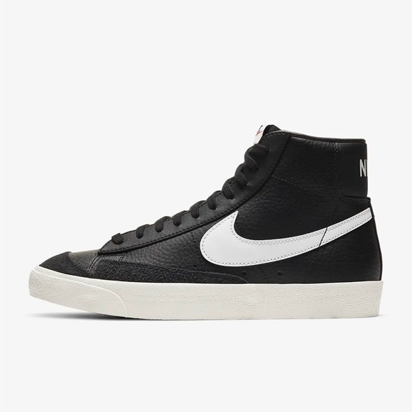 Nike Blazer Mid '77 Vintage Sneakers - Picture 3 of 5